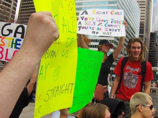 Illustration for article titled Anti-Prop 8 Update: Pictures From Today's Rallies